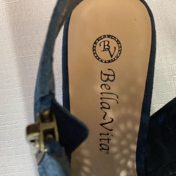Bella-Vita Navy Blue Suede Leather Side Zip Sandal Size 6W - Picture 7 of 11